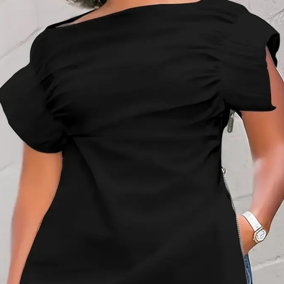 Unique shirt - Picture 1 of 2